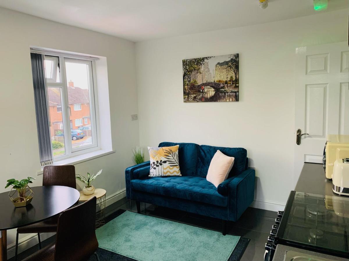 Modern & Cosy 2-Bed Apartment Near Nec, Airport & Jlr! Birmingham Ngoại thất bức ảnh